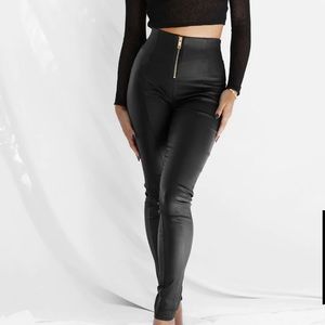 Brand new HOT leather leggings